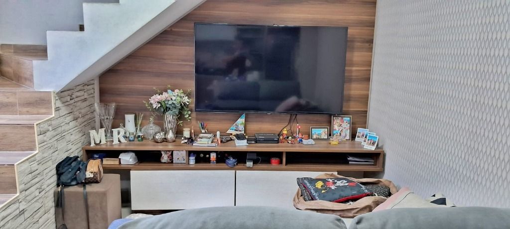 Casa à venda em São Paulo, Sítio Morro Grande, com 5 quartos, 210.00m²