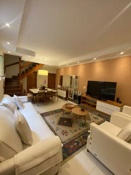 Sobrado à venda em São Paulo, Vila Ipojuca, com 4 quartos, 310.00m²