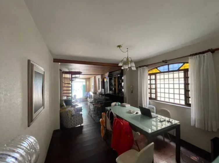 Casa à venda em São Paulo, Alto da Lapa, com 3 quartos, 200.00m²