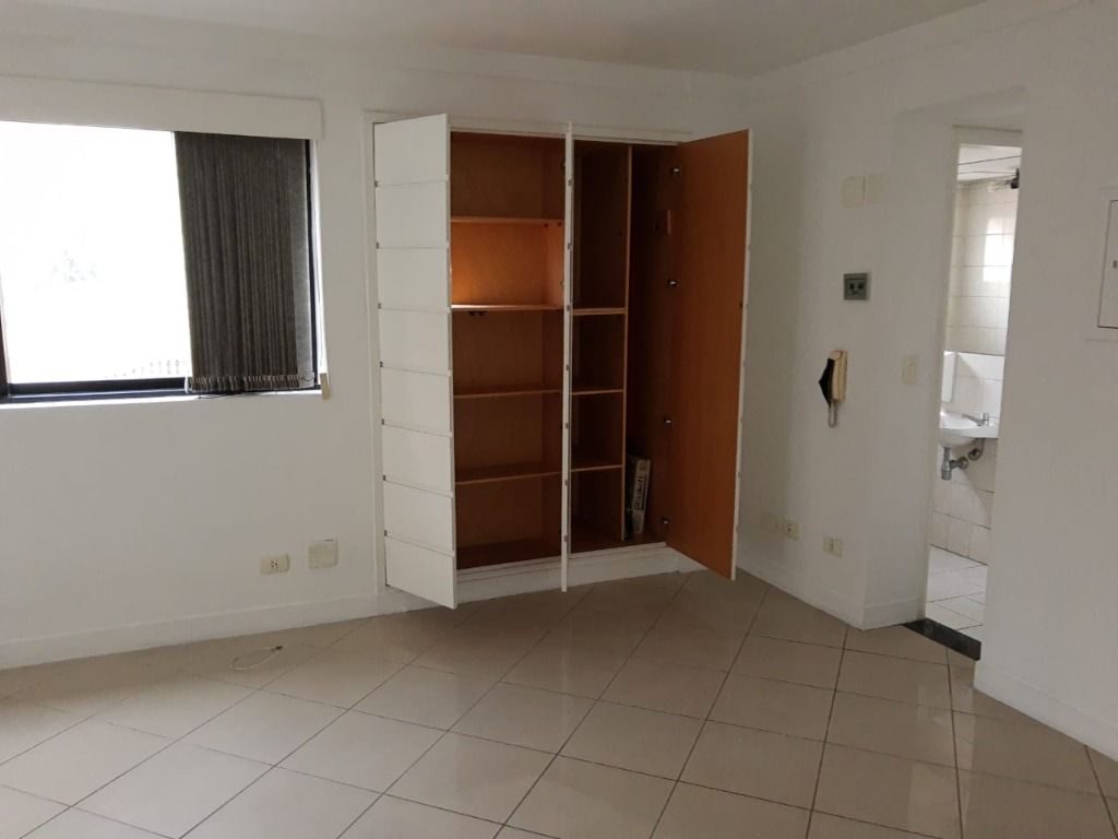 Sala comercial à venda, no Edifício Heleno Tower em São Paulo, Perdizes, 47.00m²