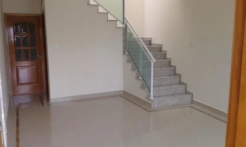 Sobrado à venda em São Paulo, Vila Comercial, com 3 quartos, 170.00m²